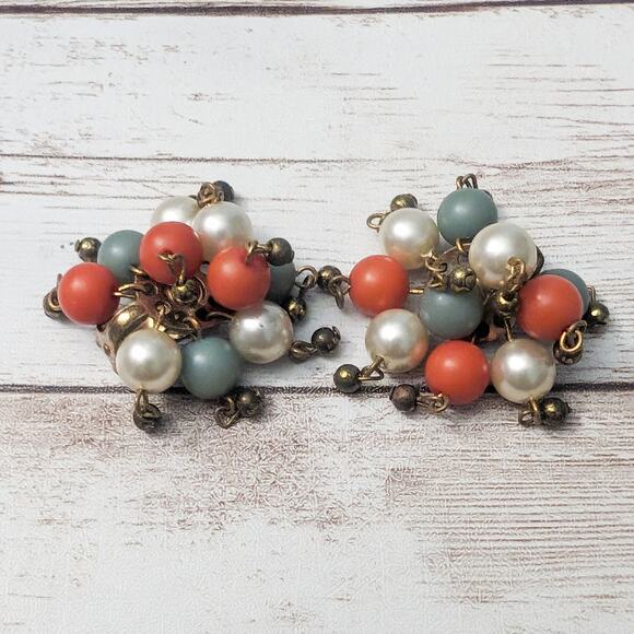 Vintage Clip On Earrings Multi Tone Cluster Dangle - Loose Clips - Picture 1 of 7